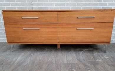 Mid Century Modern George Nelson Style 4 Drawer Hairpin Legs Credenza