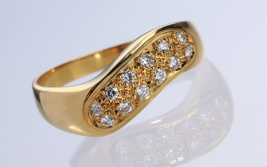 Modern brilliant ring in curved design of 18 kt. gold