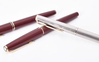 Montblanc, Classic, a burgundy fountain pen