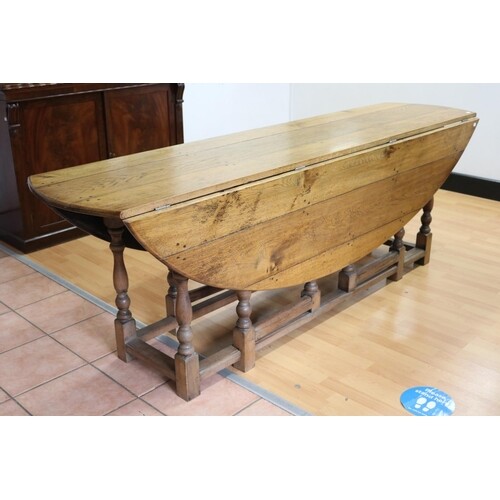 Most impressive oak wake table, oval top with fall leaves, t...