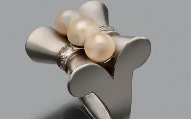 PEARLS" RING Supposedly fine