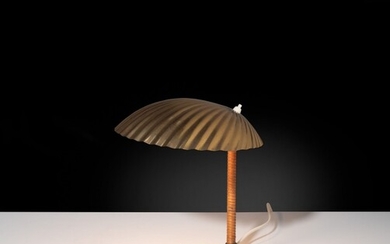 Paavo TYNELL 1890 - 1973 Lampe de table mod. 5321 dite "Shell" – Circa 1950