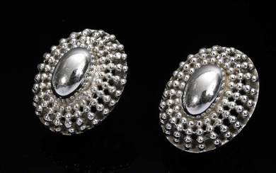 Pair of oval white gold 750 beads stud earrings with hinged hoops, Dubai, 9.5g, 22x18mm