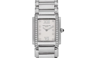 Patek Philippe Stainless Steel Diamond 25mm Twenty-4 Quartz Watch White 4910/10A-011