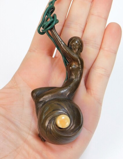 Peter Tereszczuk Bronze Table Bell Button