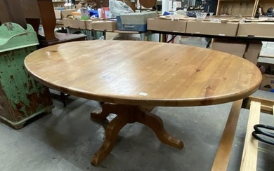 Pine oval dining table 71H 180W 121D
