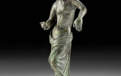 Roman Leaded Bronze Figure of Venus w/ Apple