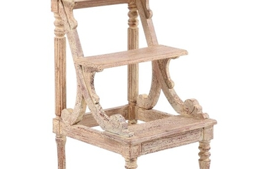 Sheraton Style Library Step Stool in Distressed Painted Finish