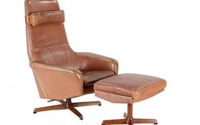 Sixties swivel armchair with the same hokker
