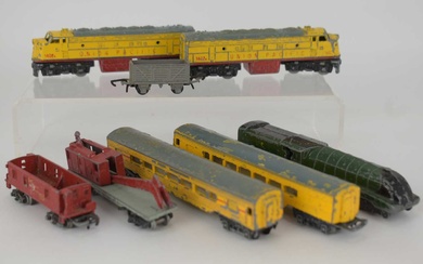Small collection of diecast model trains to include 'Lone Star'...