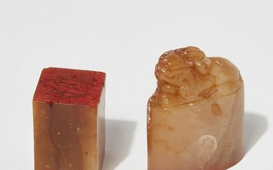 Two Chinese hardstone seals