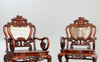 pair of Chinese armchairs, Hong Kong, mid 20s. Jh. (2).