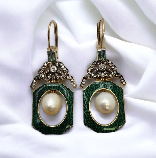 14 kt. Gold - Earrings - Antique 14K ( 56 Russia Gold Mark) Pendant Earrings 1.2 Carats Diamonds Green Enamel Pearls and