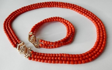 14 kt. Gold - Set of necklace and bracelet of red coral