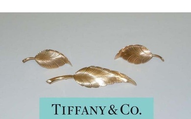 14Kt GOLD TIFFANY & CO FEATHER EARRINGS & BROOCH SET An Outstanding Rare Vintage 14Kt Yellow Gold