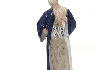 Adolf Jahn: “Nathan den Vise” porcelain figur decorated in underglaze colours. 1413. Royal Copenhagen. H. 35 cm.
