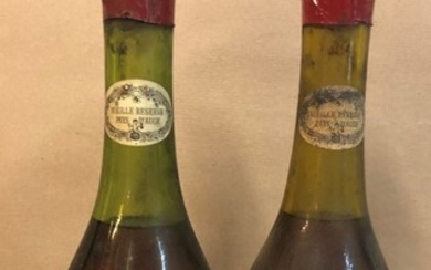 2 bouteilles CALVADOS "Vieille Réserve, VSOP"...