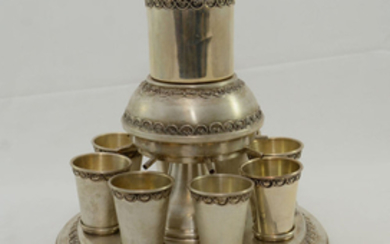 A silver wine fountain with 8 cups - filigree border - Israel - circa 1950/60
