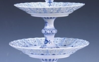 Etagère, Meissen, 20th c., porcelain, blue Onion...