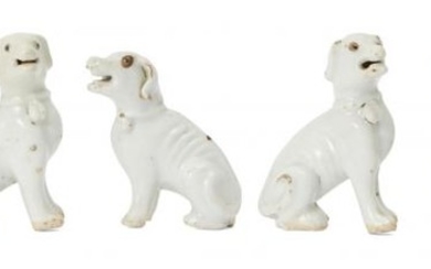 Two pairs of Chinese porcelain hounds and...