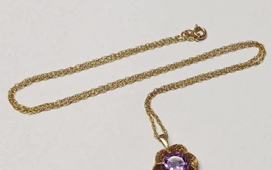 9CT GOLD AMETHYST SET PENDANT ON A 9CT GOLD CHAIN - 2.8 G, P...