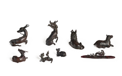 A GROUP OF EIGHT MINIATURE BRONZE ANIMALS AS WATER DROPPERS...