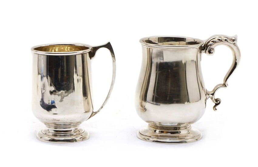 A George III style silver mug