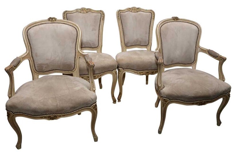 A PAIR OF FRENCH LOUIS XV STYLE FAUTEUIL OPEN ARMCHAIRS, 20TH CENTURY