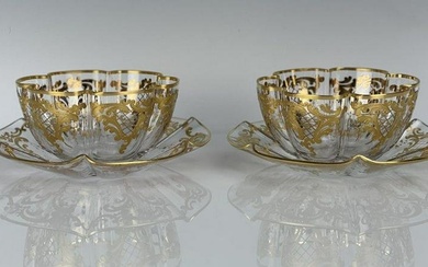 A PAIR OF GILT MOSER FINGER BOWLS AND PLATES