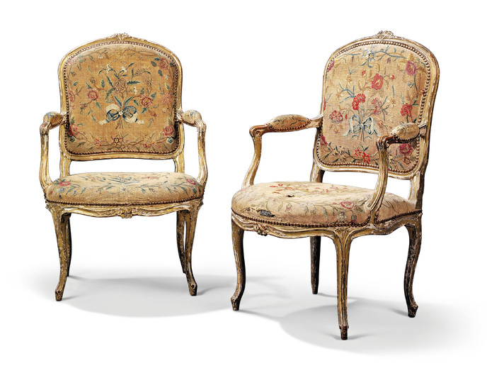 A PAIR OF LATE LOUIS XV GILTWOOD FAUTEUILS A LA REINE, CIRCA 1770-80, PROBABLY FOR THE ENGLISH MARKET, UPHOLSTERED IN ENGLAND BY J. REYNOLDS, 1782