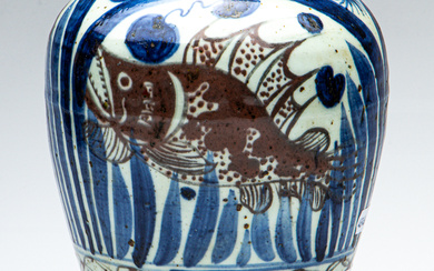 A blue and white fish themed Chinese Meiping shaped vase...
