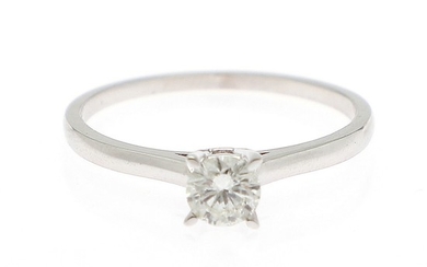 A diamond solitaire ring set with a brilliant-cut diamond weighing approx. 0.40 ct, mounted in 18k white gold. Size 56.
