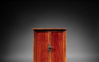 A huanghuali rounded-corners cabinet, yuanjiao gui, Ming dynasty, 17th century | 明十七世紀 黃花梨圓角櫃