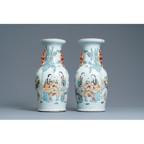 A pair of Chinese qianjiang cai vases, 19/20th C.Description...
