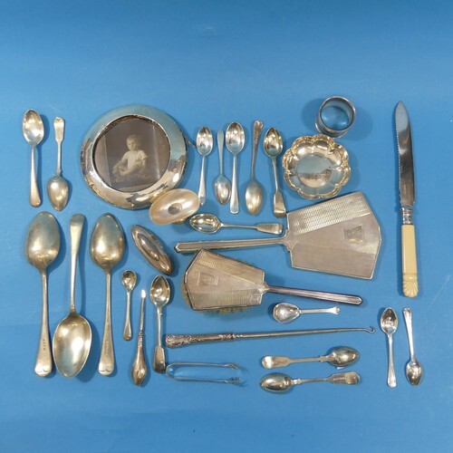 A small quantity of Silver items, including a small lobed di...