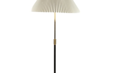 Aage Petersen for Le Klint. Stand / floor lamp, model '339'