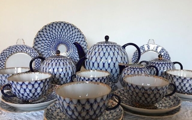 Anna Yatskevich - Lomonosov Imperial Porcelain Factory - Tea set for 6 - Gold, Porcelain