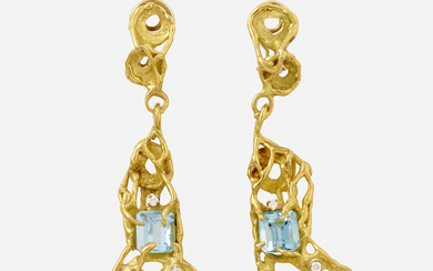 Aquamarine and gold earrings