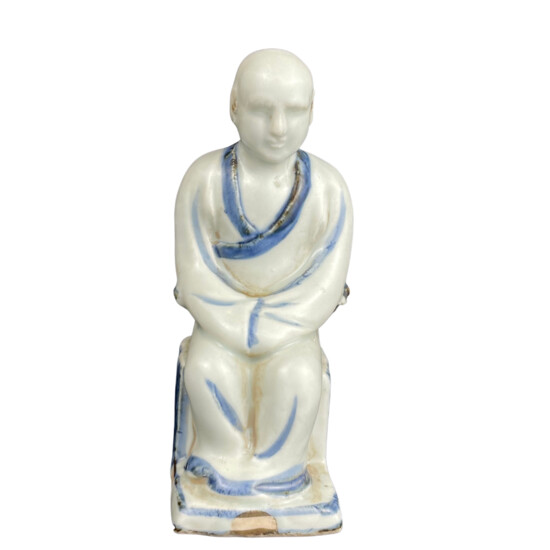 青花釉雕 和尚 BLUE AND WHITE FIGURINE MONK