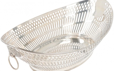 Bread basket silver.