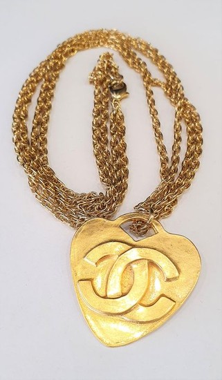 CHANEL 18kt gold plated CC Logo pendant Necklace