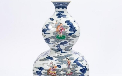 CHINESE BLUE & WHITE FAMILLE ROSE IMMORTALS VASE