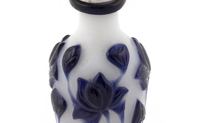 CHINESE COBALT CUT TO CLEAR OVERLAY GLASS SNUFF BOTTLE Late 19th Century Height 3". Red stone