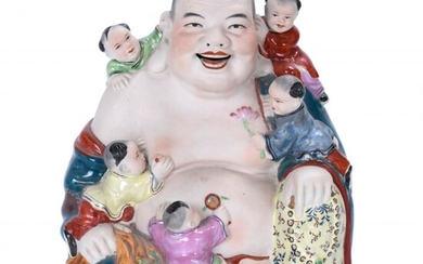 CHINESE SCHOOL, REPUBLIC PERIOD (1912-1949). "HOTEI" OR HAPPINESS BUDDHA WITH FIVE CHILDREN.