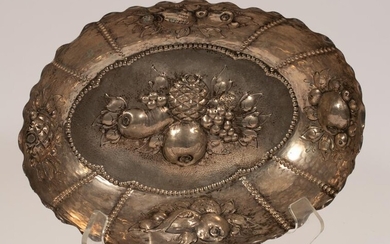 CONTINENTAL .800 SILVER FRUIT BOWL, 19TH CENTURY, H
