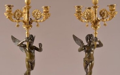 Candelabra, Pair of four light candelabra, putto on a crystal base - Louis Philippe - Bronze (gilt), Bronze (patinated), Crystal, Ormolu - 19th century