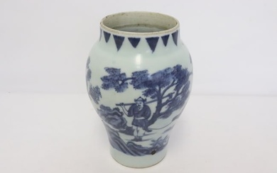 Chinese 17th century porcelain jar, Chongzhen period