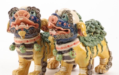 Chinese Handmade Sancai Glazed Ceramic Guardian Lion Figures