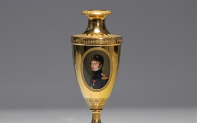 Dihl et Guerhard, exceptional gilt vase decorated with a portrait of the King of Naples, Empire