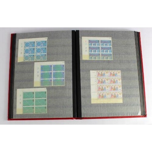 GB - red stockbook of controls and cylinder blocks, good sel...